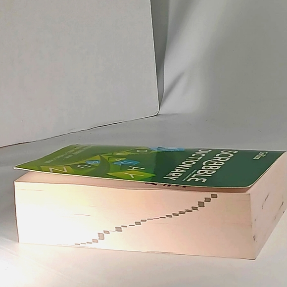 Scrabble Dictionary by Collins - Picture 2 of 6